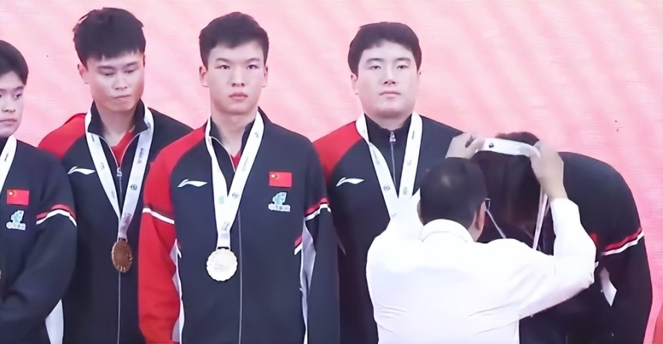 让出了他本, 内心必然相, com 让出了他本, 内心必然相, com